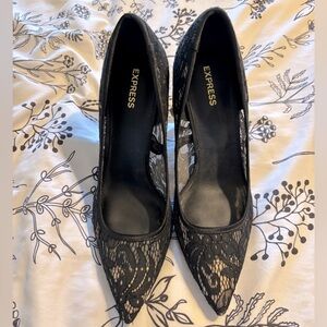 Express lace pumps